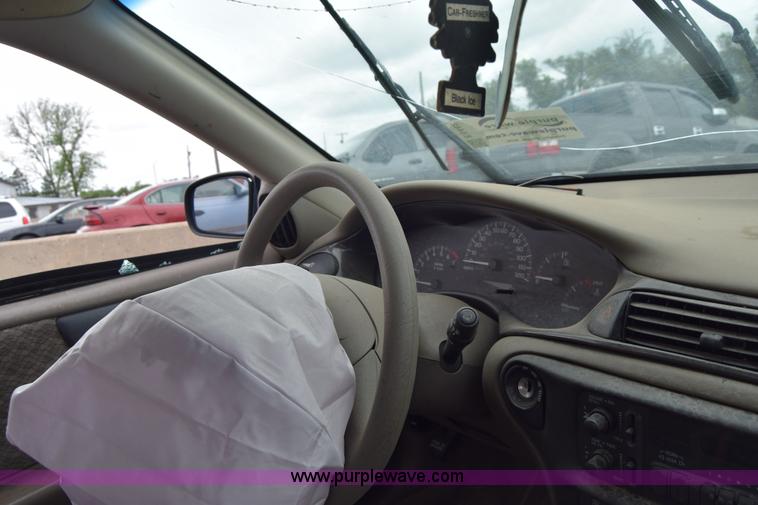 image for item E6442 2000 Chevrolet Malibu