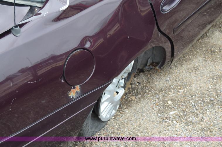 image for item E6442 2000 Chevrolet Malibu