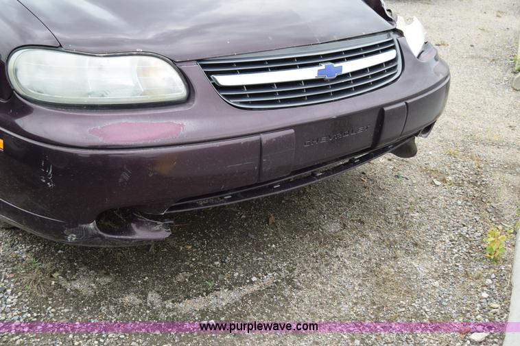 image for item E6442 2000 Chevrolet Malibu