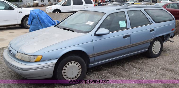 image for item E6443 1992 Ford Taurus