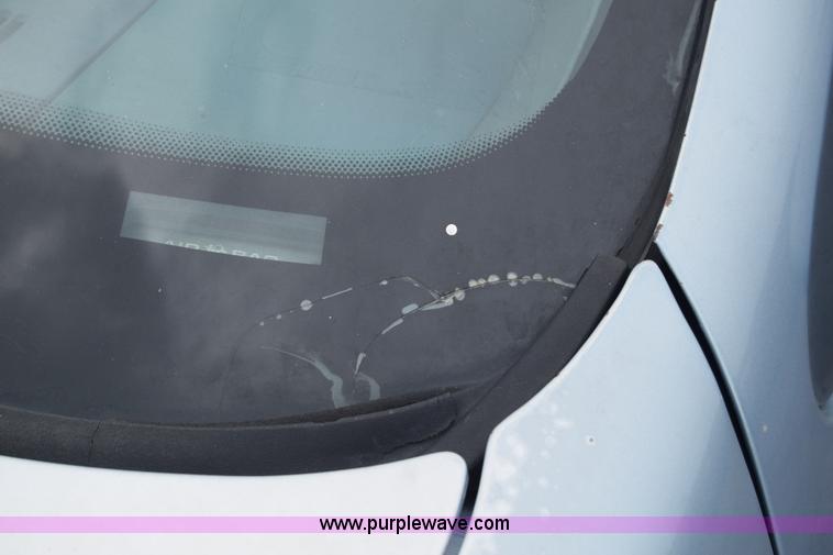 image for item E6443 1992 Ford Taurus