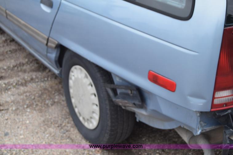 image for item E6443 1992 Ford Taurus