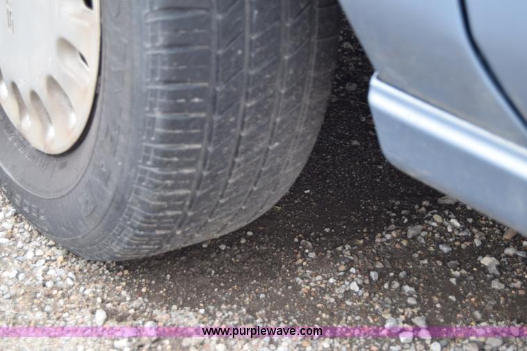 image for item E6443 1992 Ford Taurus