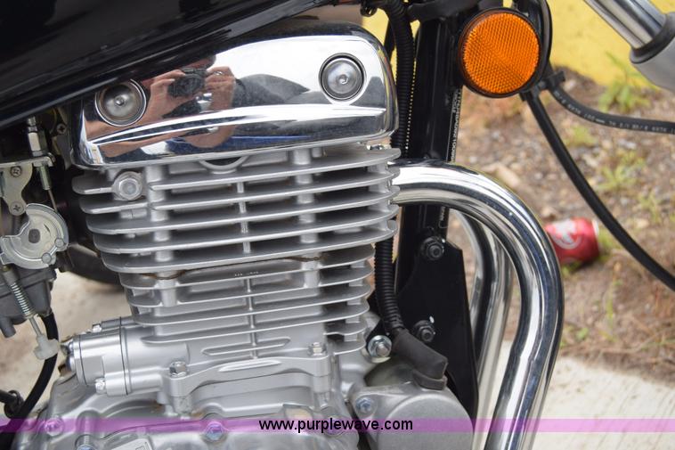 image for item E6446 2009 Suzuki GZ250 motorcycle