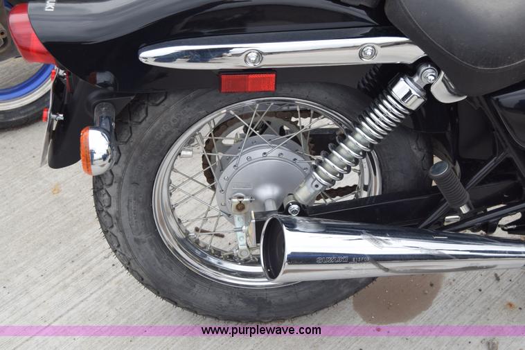 image for item E6446 2009 Suzuki GZ250 motorcycle