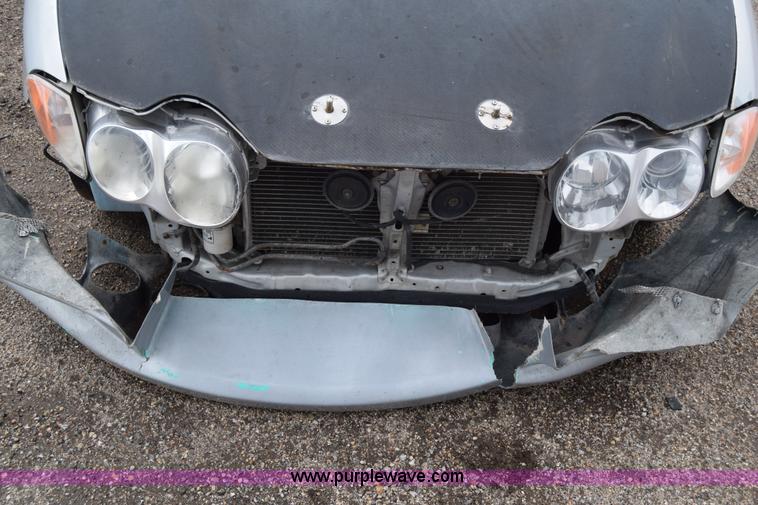 image for item E6447 2001 Hyundai Tiburon