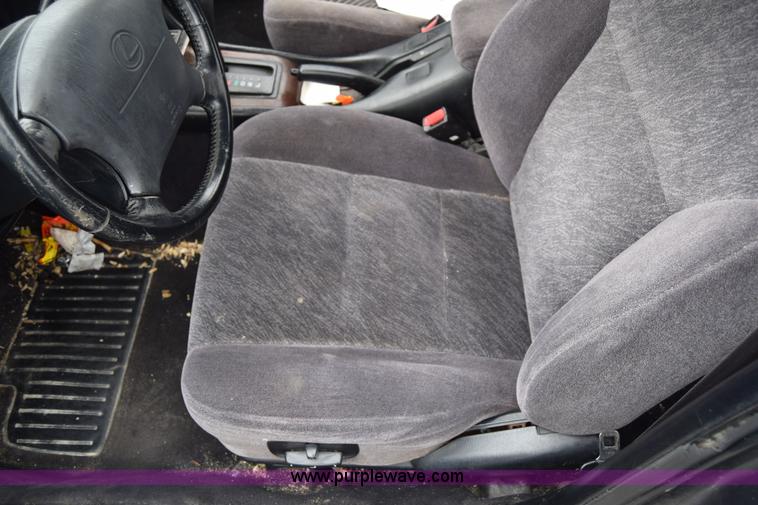 image for item E6480 1993 Lexus ES300