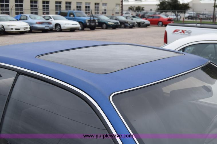 image for item E6480 1993 Lexus ES300