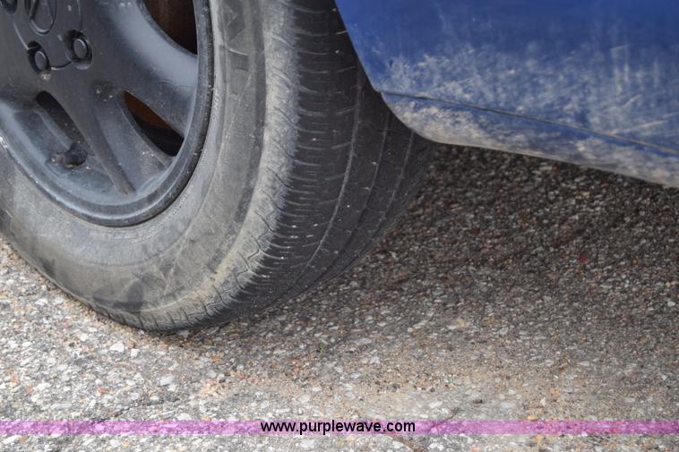 image for item E6480 1993 Lexus ES300