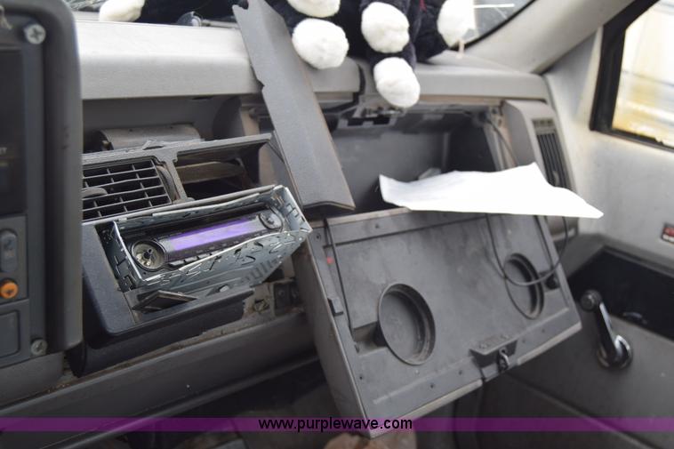 image for item E6490 1992 GMC Sierra 1500 pickup truck