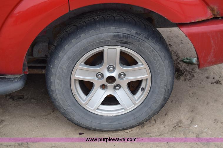 image for item E6491 2005 Dodge Durango SUV