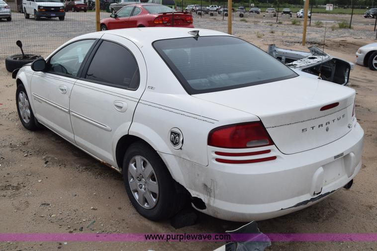 image for item E6493 2001 Dodge Stratus SE