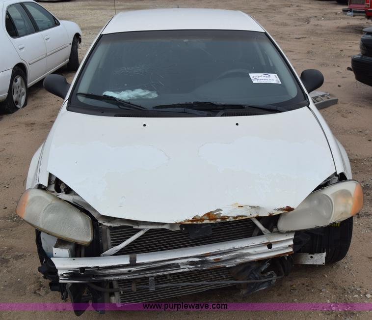 image for item E6493 2001 Dodge Stratus SE