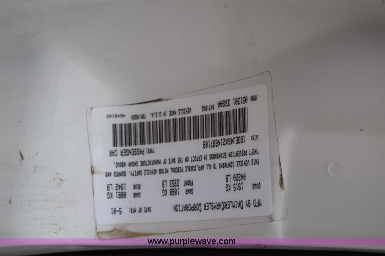 image for item E6493 2001 Dodge Stratus SE