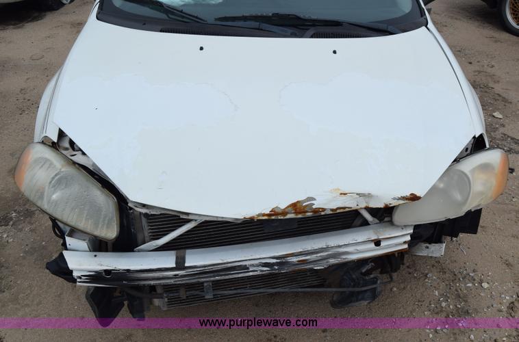 image for item E6493 2001 Dodge Stratus SE