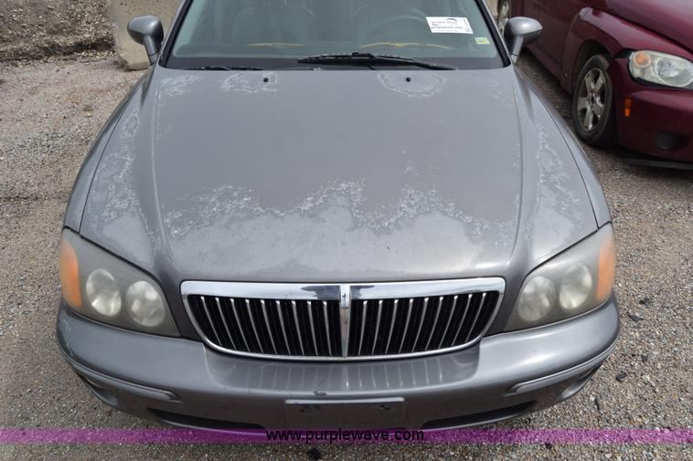 image for item E6496 2001 Hyundai XG300