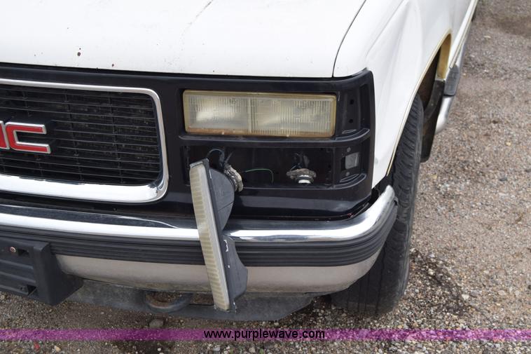 image for item E6498 1998 GMC Sierra 1500 Ext. Cab pickup truck