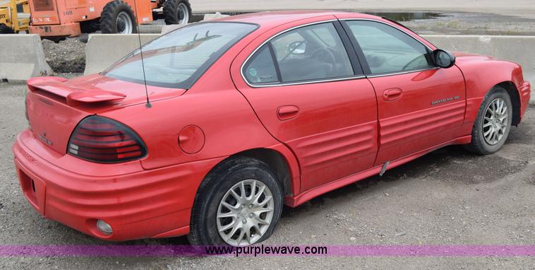 image for item E6499 2002 Pontiac Grand AM
