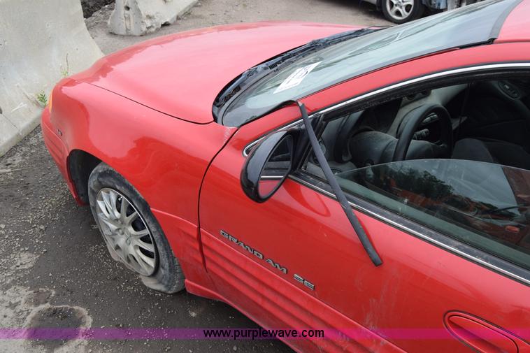image for item E6499 2002 Pontiac Grand AM