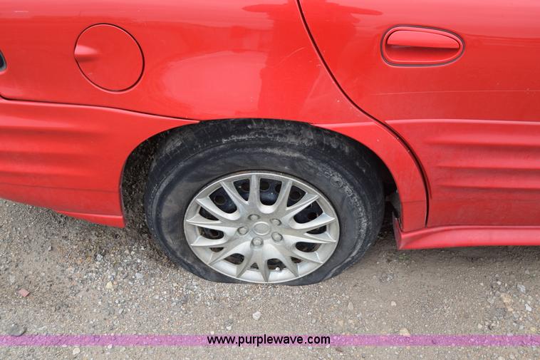 image for item E6499 2002 Pontiac Grand AM