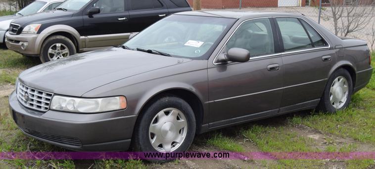 image for item J6644 1999 Cadillac Seville SLS