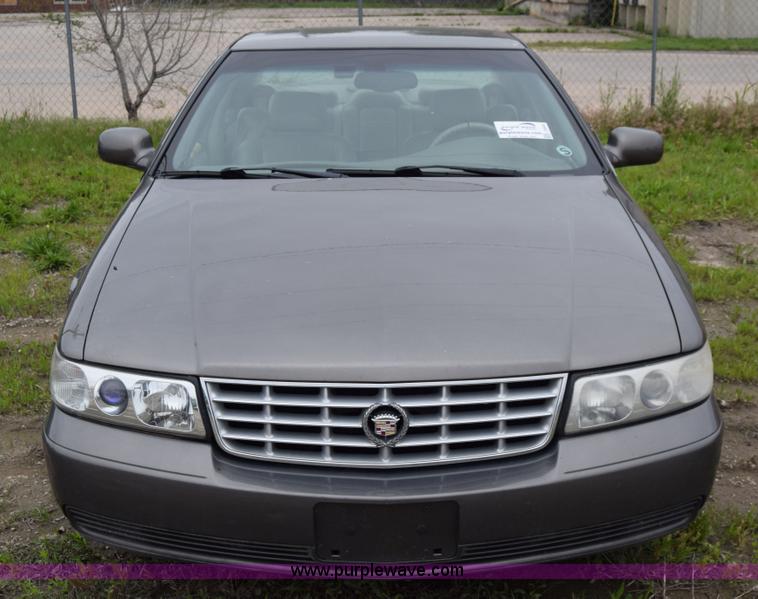 image for item J6644 1999 Cadillac Seville SLS