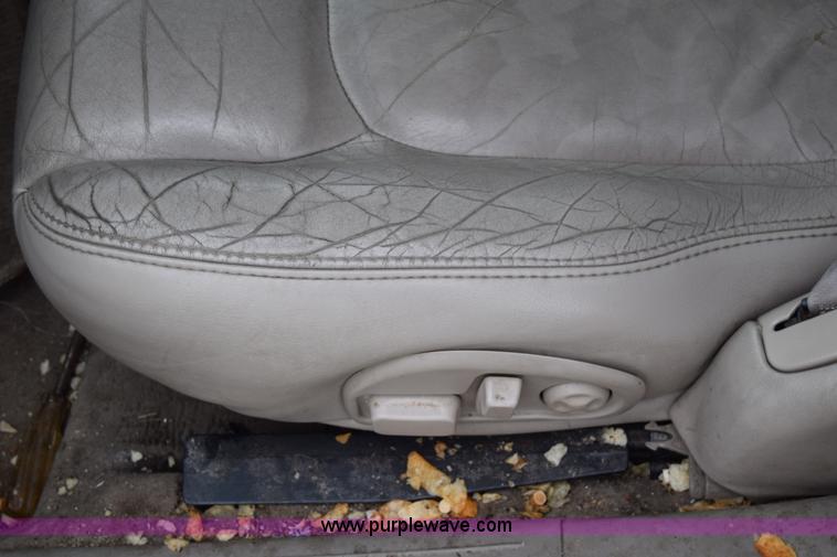 image for item J6644 1999 Cadillac Seville SLS