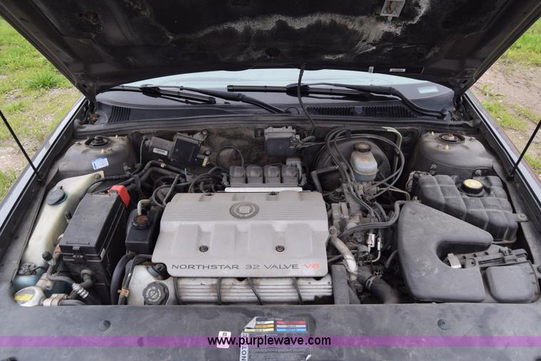 image for item J6644 1999 Cadillac Seville SLS