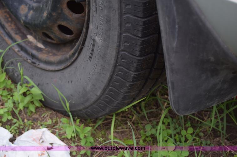 image for item J6645 1994 Toyota Camry LE