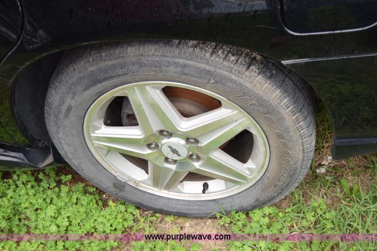 image for item J6646 2004 Chevrolet Impala
