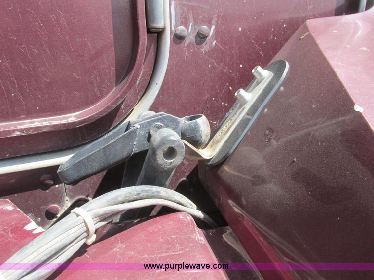 image for item A8794 1990 Kenworth T600 semi truck