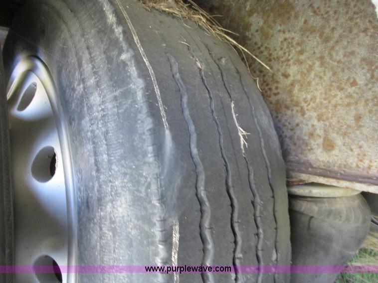 image for item A8795 1992 Trail King TK70HT-482 equipment trailer