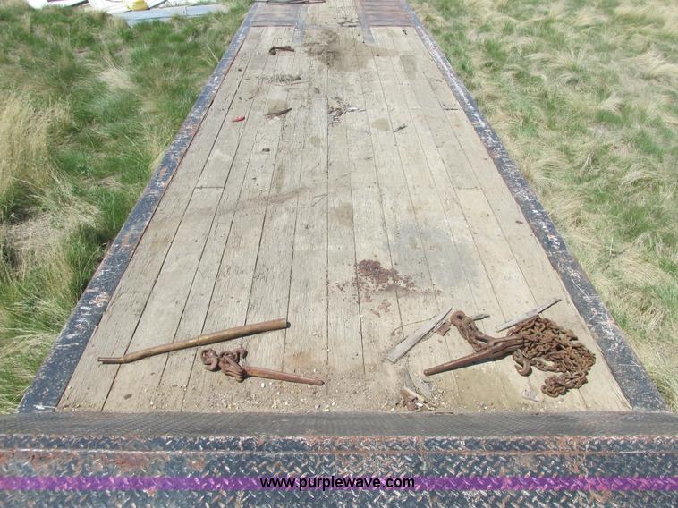 image for item A8795 1992 Trail King TK70HT-482 equipment trailer