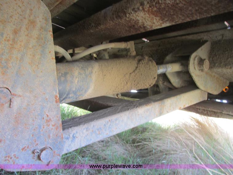 image for item A8795 1992 Trail King TK70HT-482 equipment trailer