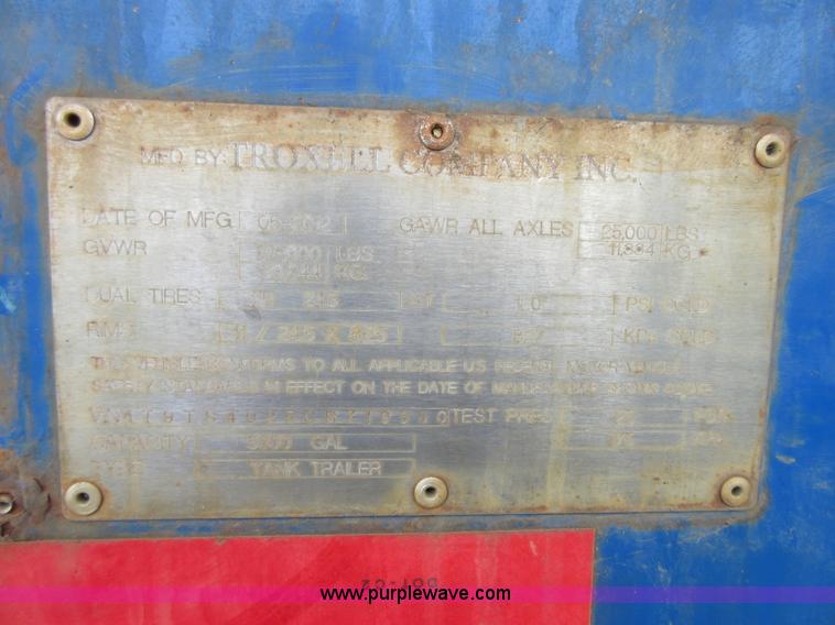 image for item BA9345 2012 Troxell 5000 tank trailer