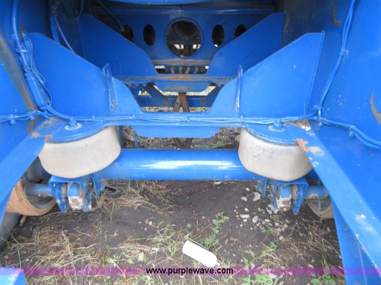 image for item BA9345 2012 Troxell 5000 tank trailer