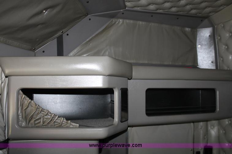 image for item H5811 2009 Kenworth W900L semi truck