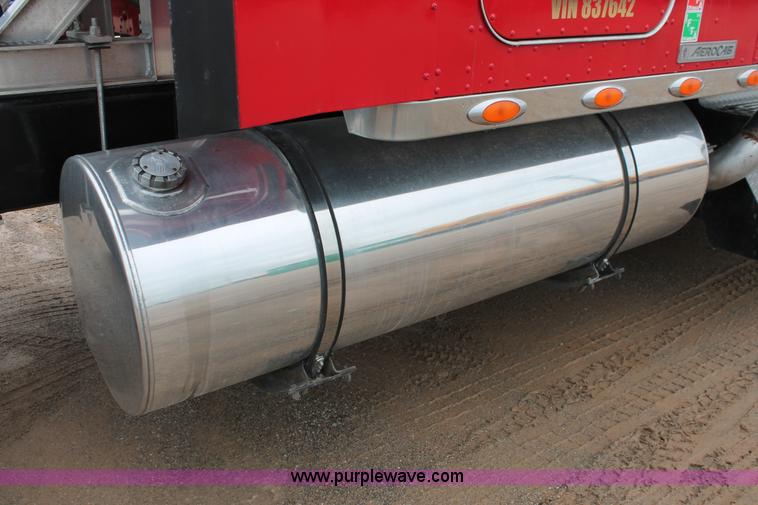 image for item H5812 2000 Kenworth W900 semi truck