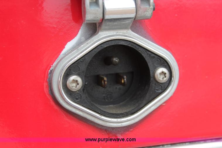 image for item H5812 2000 Kenworth W900 semi truck