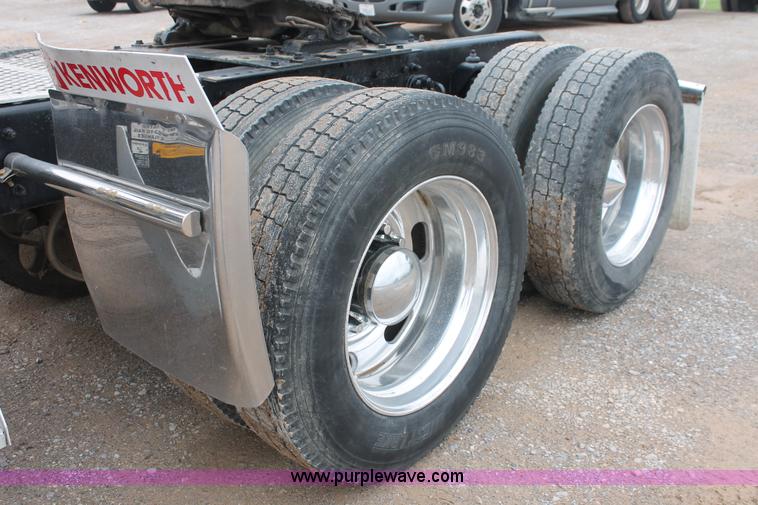 image for item H5812 2000 Kenworth W900 semi truck