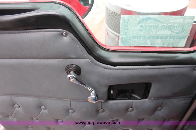 image for item H5812 2000 Kenworth W900 semi truck