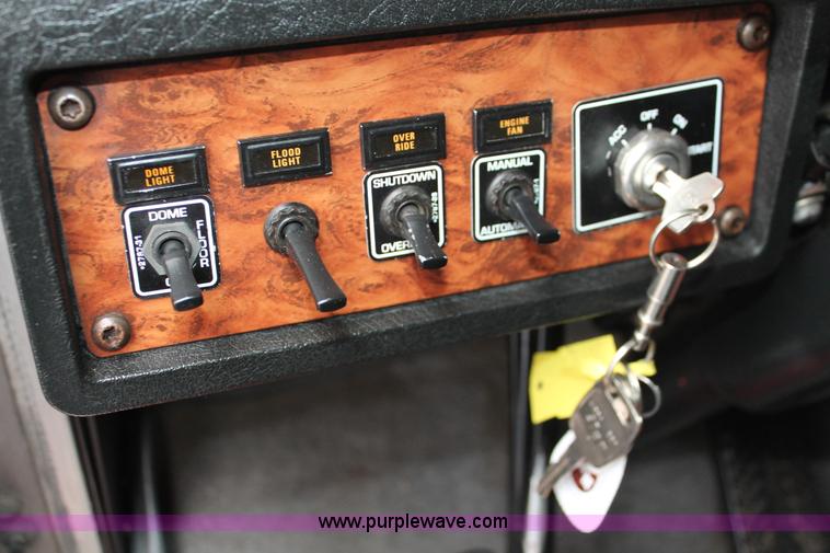 image for item H5812 2000 Kenworth W900 semi truck