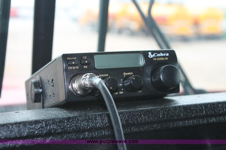 image for item H5812 2000 Kenworth W900 semi truck