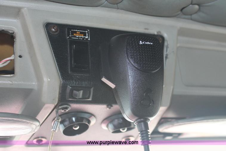 image for item H5812 2000 Kenworth W900 semi truck