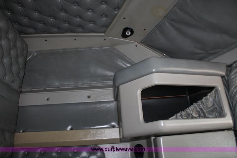 image for item H5812 2000 Kenworth W900 semi truck