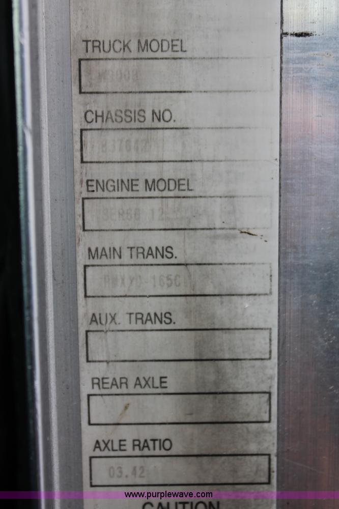 image for item H5812 2000 Kenworth W900 semi truck