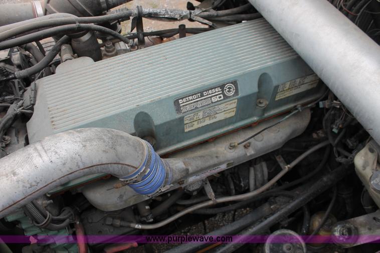 image for item H5812 2000 Kenworth W900 semi truck