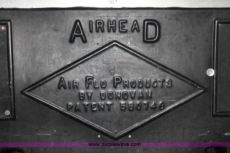 image for item H5813 2000 Trailmobile reefer trailer