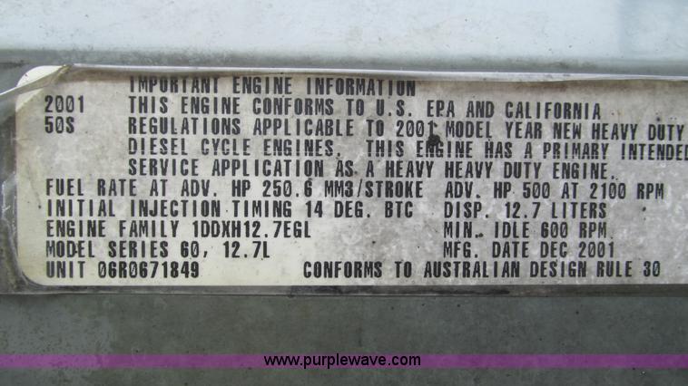 image for item J8528 2002 Freightliner Century Class ST120 semi truck