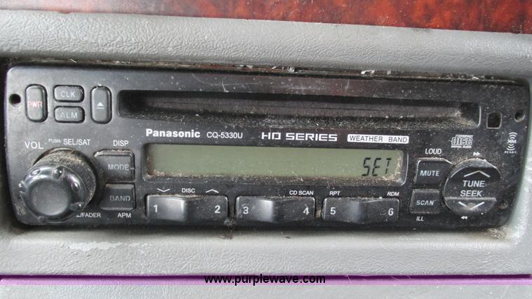 image for item J8528 2002 Freightliner Century Class ST120 semi truck